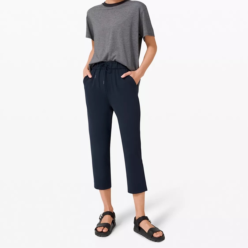 Lulu Lemon Crop